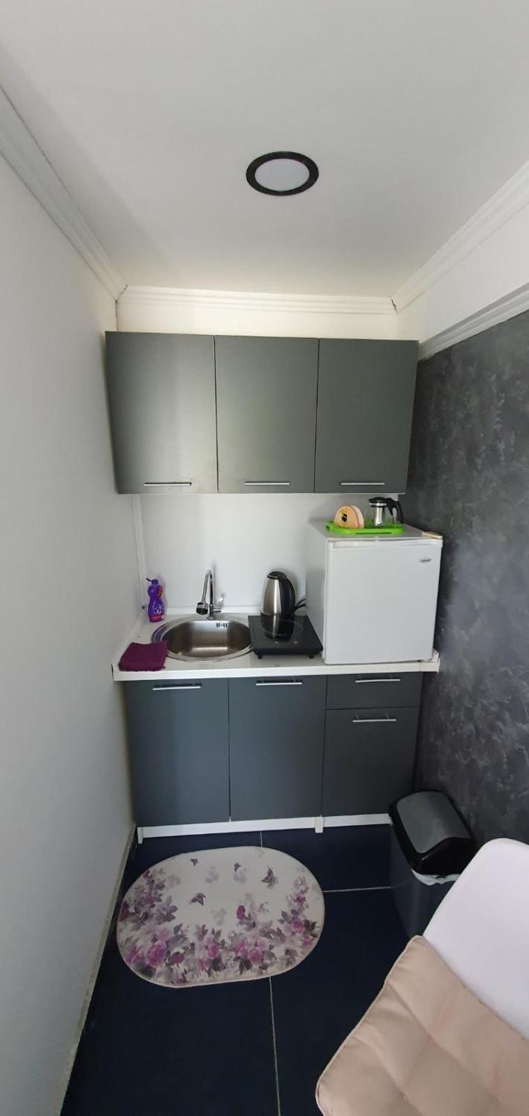 Cozzy Apartment Near The Aiport Podgorica Mitrovici  Ngoại thất bức ảnh
